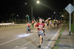 BIB: 
                            <button type="button" onclick="openModal(27835572)" class="btn btn-primary btn-sm float-right btn-popup" data-toggle="modal" data-target=".modal-high-quality">
                        <i class="fas fa-shopping-cart"></i> Add to Cart
                    </button>
                                            <button type="button" onclick="isThisMe(27835572, true)" class="btn btn-success btn-sm float-right btn-popup btn-isme hidden" data-toggle="tooltip" data-placement="bottom" title="นี่คือรูปของคุณใช่ไหม คลิกที่นี่เพื่อเอาเข้าอัลบั้ม">
                        <i class="fas fa-plus"></i> Add to album
                    </button>
                    <button type="button" onclick="isThisMe(27835572, false)" class="btn btn-warning btn-sm float-right btn-popup btn-isnotme hidden">
                        <i class="fas fa-ban"></i> Remove from album
                    </button>